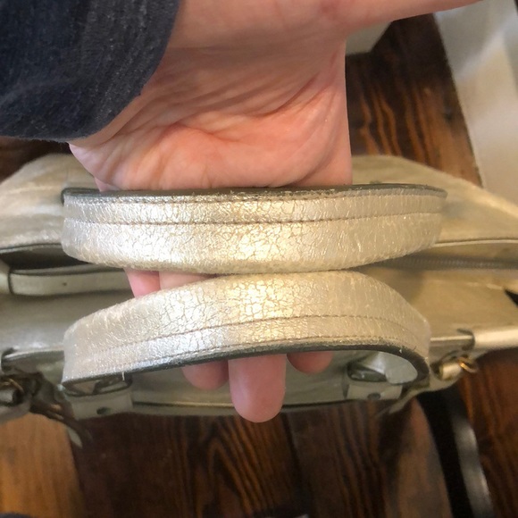 CHLOE Eclipse Oversized Ivory Silver Gold Tote Shoulder Bag Exterior Zip Pockets - Picture 6 of 17